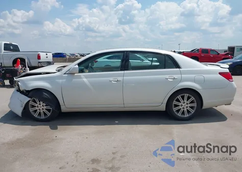 2005 Toyota Avalon Limited из США, поврежденный, VIN 4T1BK36B45U008451